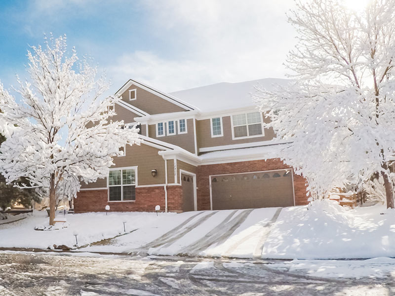 colorado-home-in-winter-snow